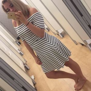 Meet your Posher, Riley